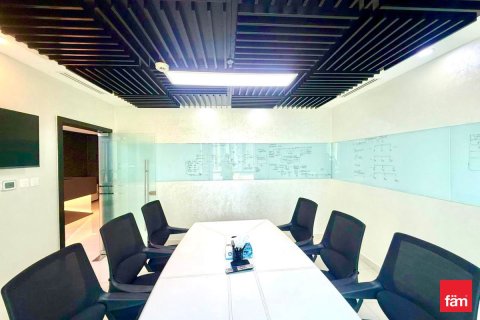 Снять в аренду офис в Бизнес-Бэе, Дубай: 148.9м², № 64063 - фото 4