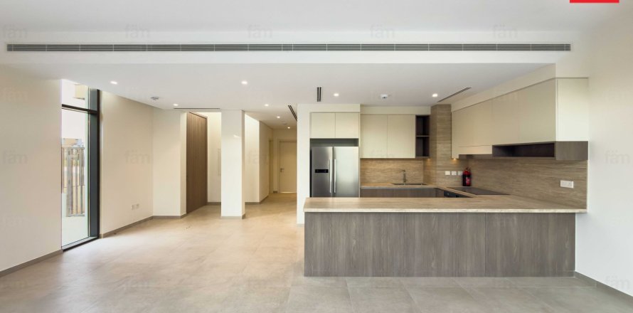 Таунхаус в Дубае, 4 спальни, 459.9м², № 64064