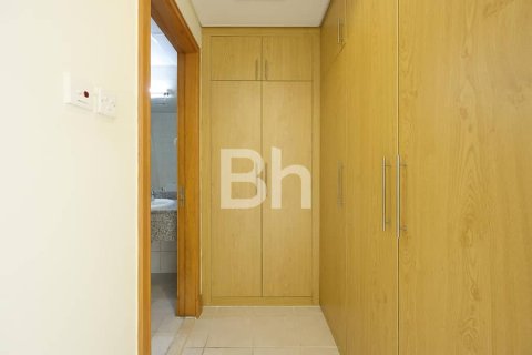 Apartamento en Discovery Gardens, Dubai, 2 dormitorios, 137 m², № 21711 - foto 11