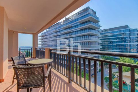Apartment in Palm Jumeirah, Dubai 2 bedrooms, 169 sq.m. № 21731 - photo 7