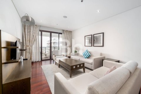 Apartment in Palm Jumeirah, Dubai 2 bedrooms, 169 sq.m. № 21731 - photo 1