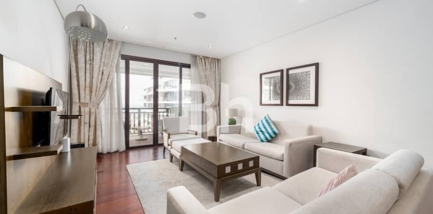 Apartment in Palm Jumeirah, Dubai 2 bedrooms, 169 sq.m. № 21731