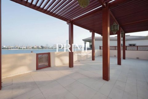 Villa en Palm Jumeirah, Dubai, 5 dormitorios, 1245 m², № 21714 - foto 15