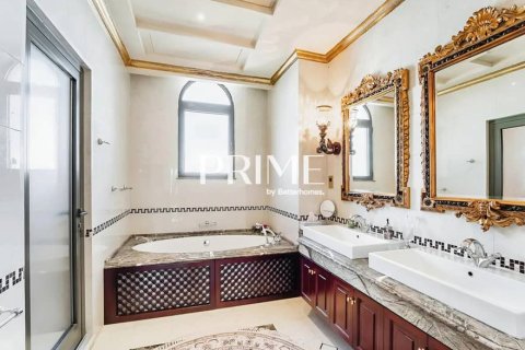 Villa en Palm Jumeirah, Dubai, 5 dormitorios, 1245 m², № 21714 - foto 17