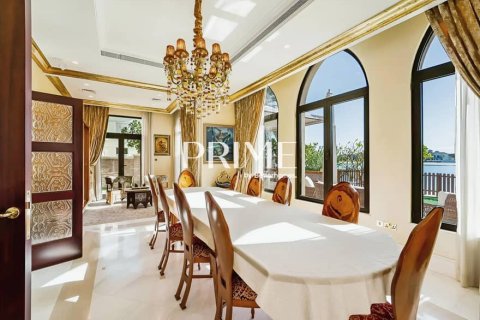 Villa en Palm Jumeirah, Dubai, 5 dormitorios, 1245 m², № 21714 - foto 8