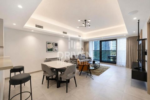 Квартира в Джумейра Лейк Тауэрс, Дубай, 1 спальня, 80.73м², № 128606