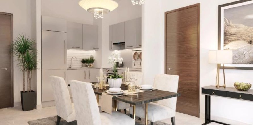Квартира в Дубае, 1 спальня, 79.51м², № 17640