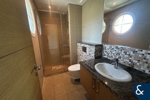 Villa en Jumeirah Park, Dubai, 5 dormitorios, 750 m², № 91474 - foto 10