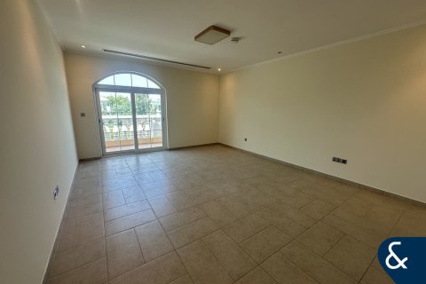 Villa en Jumeirah Park, Dubai, 5 dormitorios, 750 m², № 91474 - foto 11