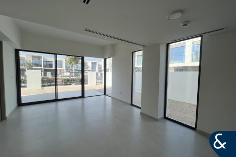 Снять в аренду таунхаус в Nara, The Valley, Дубай: 4 спальни, 258м², № 91479 - фото 4