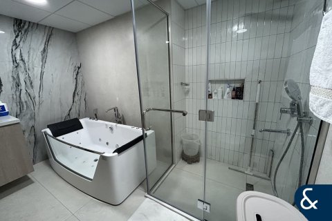 Снять в аренду квартиру в Motor City, Дубай: 3 спальни, 198м², № 91478 - фото 10