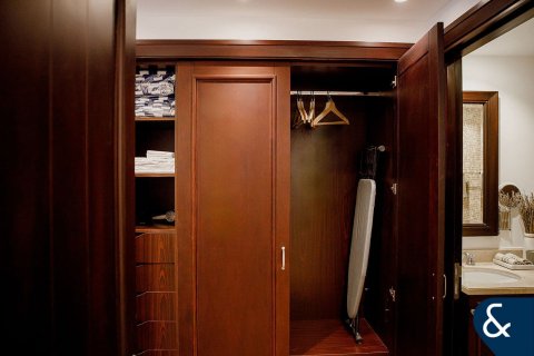 Apartment in Old Town, Dubai 1 bedroom, 75 sq.m. № 88875 - photo 6