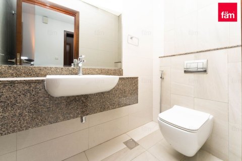 Apartment in Al Satwa, Dubai 2 bedrooms, 119.9 sq.m. № 134893 - photo 15