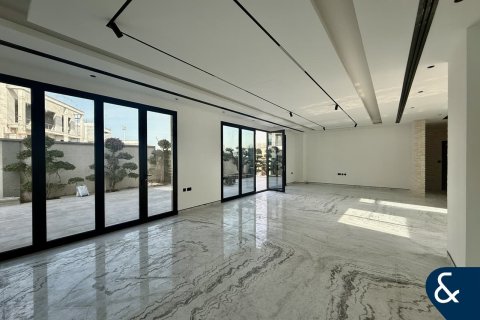 Villa in Al Furjan, Dubai 5 bedrooms, 600 sq.m. № 88515 - photo 3