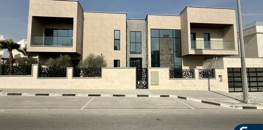 Villa in Al Furjan, Dubai 5 bedrooms, 600 sq.m. № 88515