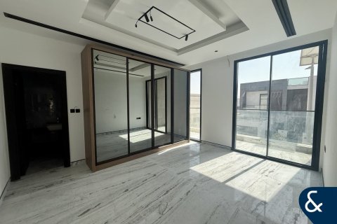 Villa in Al Furjan, Dubai 5 bedrooms, 600 sq.m. № 88515 - photo 15