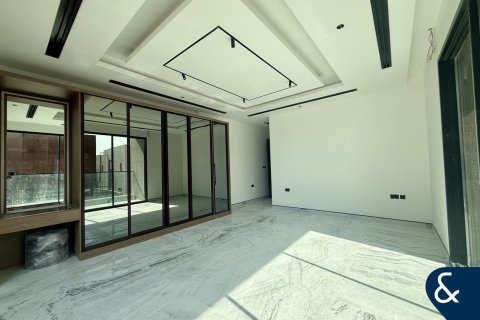 Villa in Al Furjan, Dubai 5 bedrooms, 600 sq.m. № 88515 - photo 23