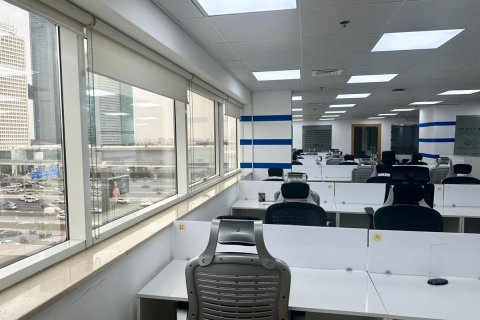 Bureau à Sheikh Zayed Road, Dubai, 277 m², № 16192 - photo 2