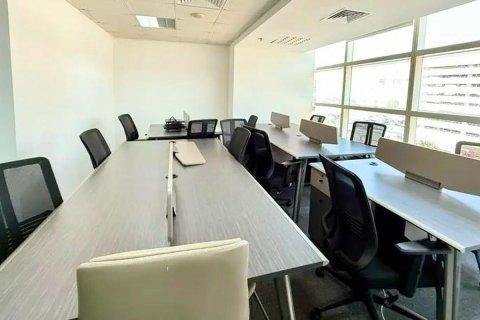 Bureau à Sheikh Zayed Road, Dubai, 76 m², № 16189 - photo 1