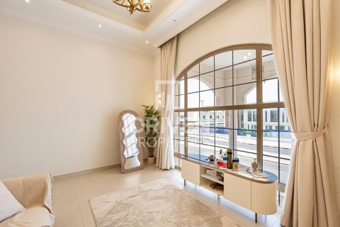 Villa in Nadd Al Sheba, Dubai 5 bedrooms, 3399.97 sq.m. № 136648 - photo 6