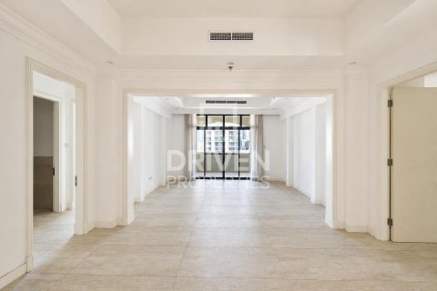 Appartement à Downtown Dubai (Downtown Burj Dubai), Dubai, 2 chambres, 158.31 m², № 136644 - photo 2
