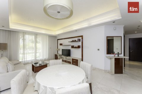 Apartamento en Palm Jumeirah, Dubai, 2 dormitorios, 204.8 m², № 53075 - foto 3