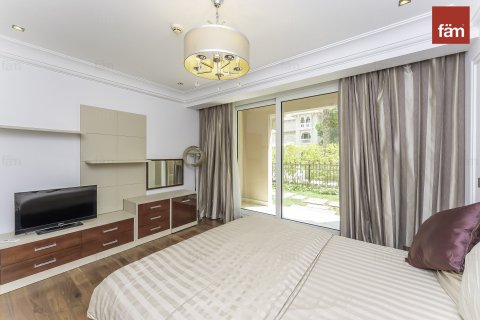 Apartamento en Palm Jumeirah, Dubai, 2 dormitorios, 204.8 m², № 53075 - foto 1
