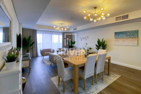 Apartment in The Crescent, Palm Jumeirah, Dubai 2 bedrooms, 183.11 sq.m. № 125150 - photo 2
