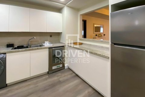 Apartment in The Crescent, Palm Jumeirah, Dubai 2 bedrooms, 183.11 sq.m. № 125150 - photo 9