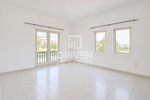 Villa in The Villa, Dubai 5 bedrooms, 934.6 sq.m. № 125152 - photo 19