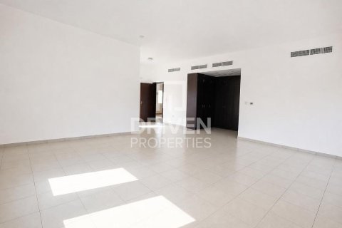 Villa in The Villa, Dubai 5 bedrooms, 934.6 sq.m. № 125152 - photo 8
