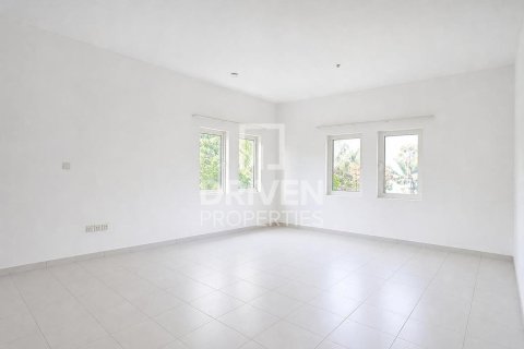 Villa in The Villa, Dubai 5 bedrooms, 934.6 sq.m. № 125152 - photo 16