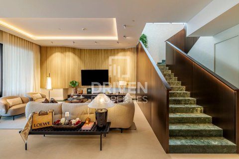 Apartment in Al Wasl, Dubai 3 bedrooms, 366.78 sq.m. № 125153 - photo 3