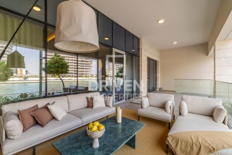 Apartment in Al Wasl, Dubai 3 bedrooms, 366.78 sq.m. № 125153 - photo 20