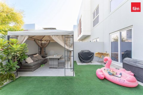 Villa in Dubai 3 bedrooms, 163 sq.m. № 139283 - photo 10