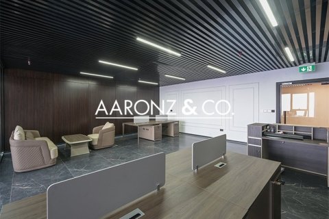 Office in Business Bay, Dubai 82 sq.m. № 94325 - photo 2