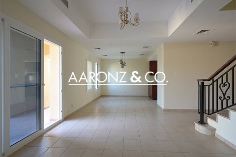 Villa en Arabian Ranches, Dubai, 2 dormitorios, 208 m², № 94329 - foto 4
