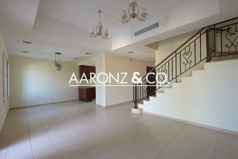 Villa en Arabian Ranches, Dubai, 2 dormitorios, 208 m², № 94329 - foto 5