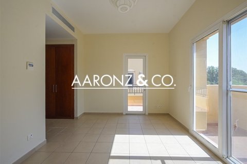 Villa en Arabian Ranches, Dubai, 2 dormitorios, 208 m², № 94329 - foto 10