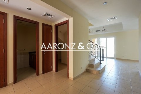 Villa en Arabian Ranches, Dubai, 2 dormitorios, 208 m², № 94329 - foto 7