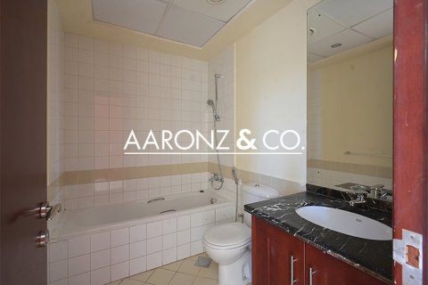 Villa en Arabian Ranches, Dubai, 2 dormitorios, 208 m², № 94329 - foto 16