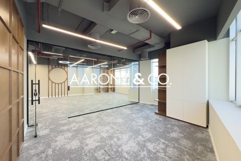 Bureau à Jumeirah Lake Towers, Dubai, 111 m², № 94331 - photo 6