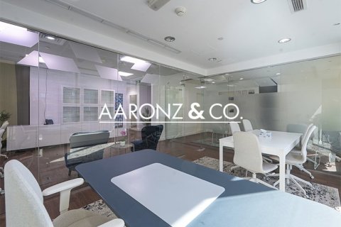Снять в аренду офис в Bayswater, Бизнес-Бэй, Дубай: 74м², № 94326 - фото 5