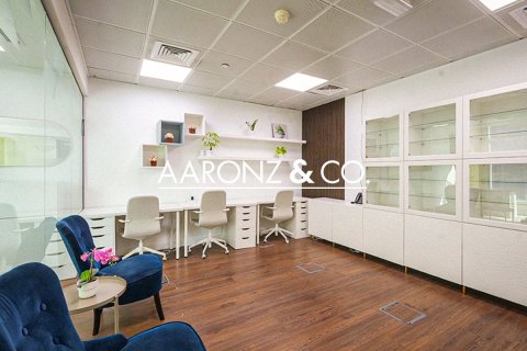 Office in Bayswater, Business Bay, Dubai 74 sq.m. № 94326 - photo 6