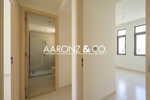 Снять в аренду виллу в Дубае: 3 спальни, 283м², № 94328 - фото 13