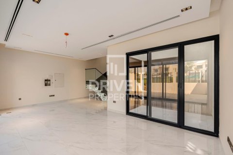 Adosado en Murooj Al Furjan, Al Furjan, Dubai, 4 dormitorios, 222.22 m², № 136950 - foto 5