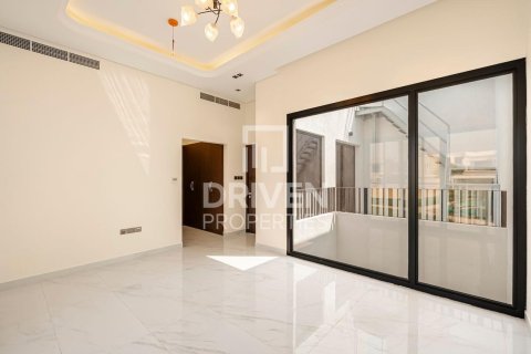 Adosado en Murooj Al Furjan, Al Furjan, Dubai, 4 dormitorios, 222.22 m², № 136950 - foto 9