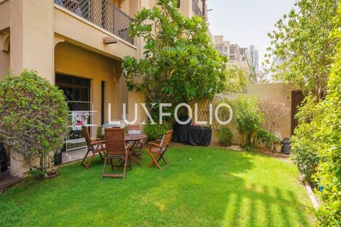 Appartement à Old Town, Dubai, 2 chambres, 120 m², № 45600 - photo 1
