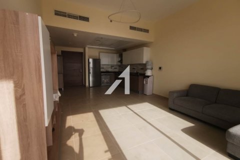 Apartment in Al Furjan, Dubai 2 bedrooms, 120 sq.m. № 102208 - photo 11