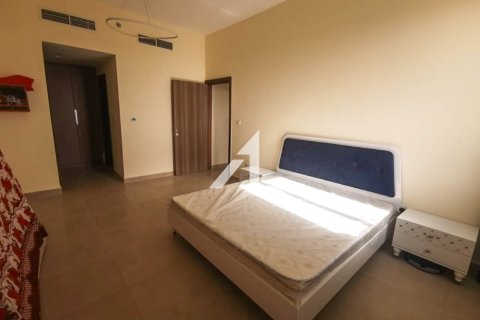 Apartment in Al Furjan, Dubai 2 bedrooms, 120 sq.m. № 102208 - photo 3